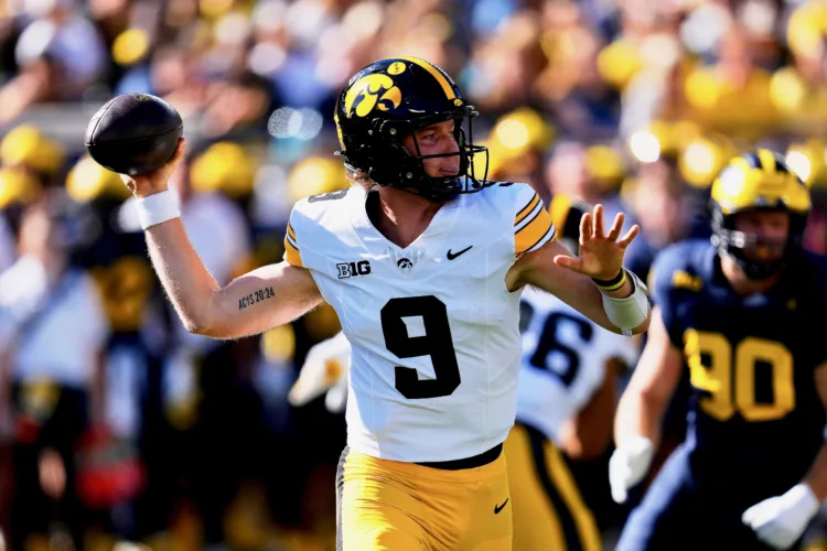 Iowa QB confident going into showdown with Ohio State